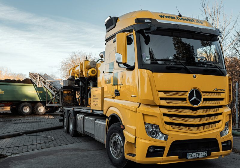 Separieren – Hölzl GmbH | Saugbagger – Fermenterreinigung